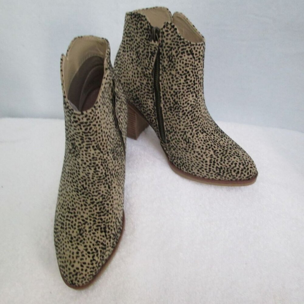 NWOB Mia Tracee Cheeta Print Block Heel Zip Up Ankle Booties-6W